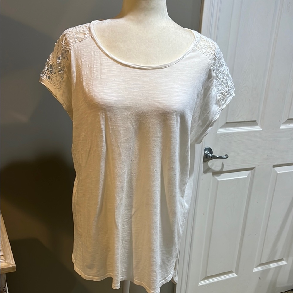 CHICO’S Hi-Low Short Sleeve Lace Tee - 1